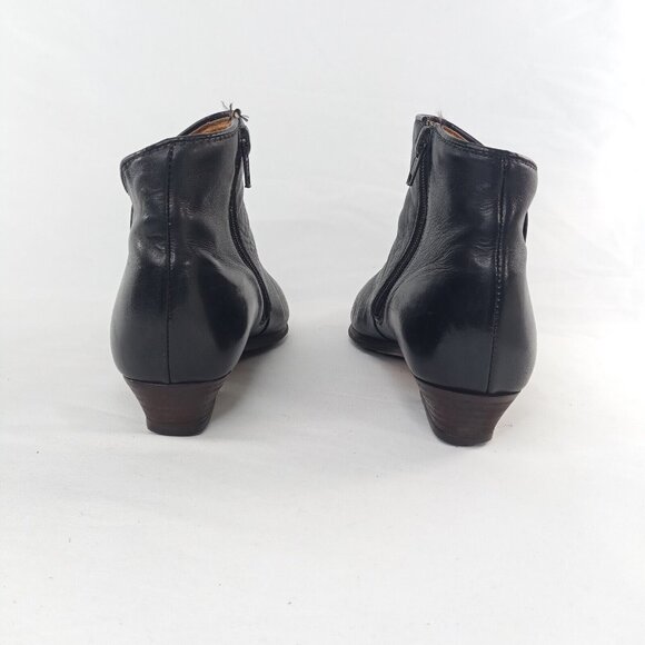 Vintage Santana Canada Womens Boots Size 7 Leather Booties Low Heel Black - Picture 4 of 11